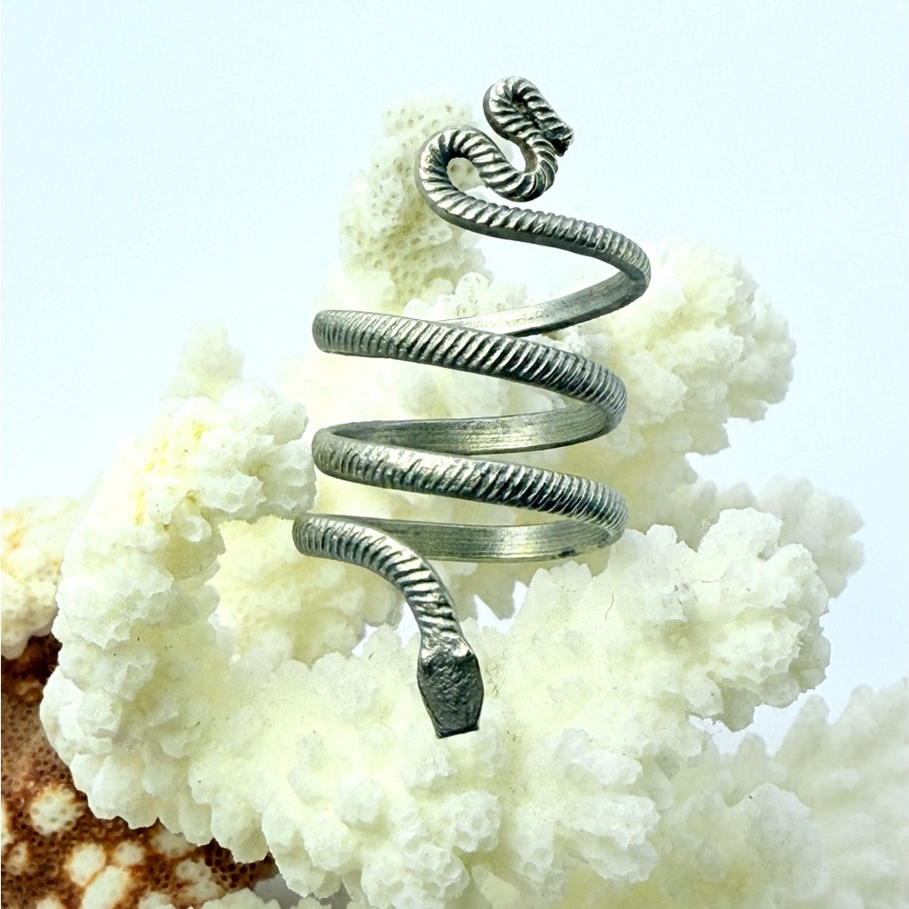 Vintage Snake Reptile Serpent Silver Tone Adjustable Wrap Ring Size 7